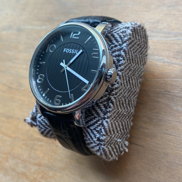 Fossil Watch - Picture 2 of 6
